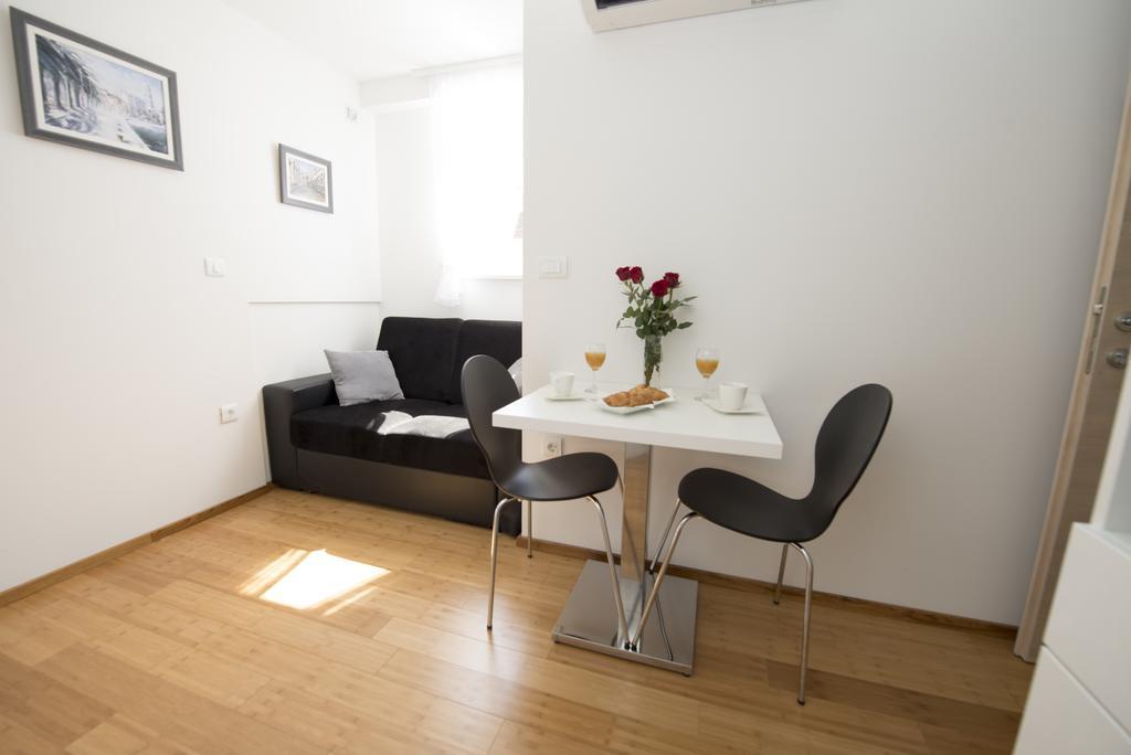 Apartments Annya Σπλιτ Δωμάτιο φωτογραφία