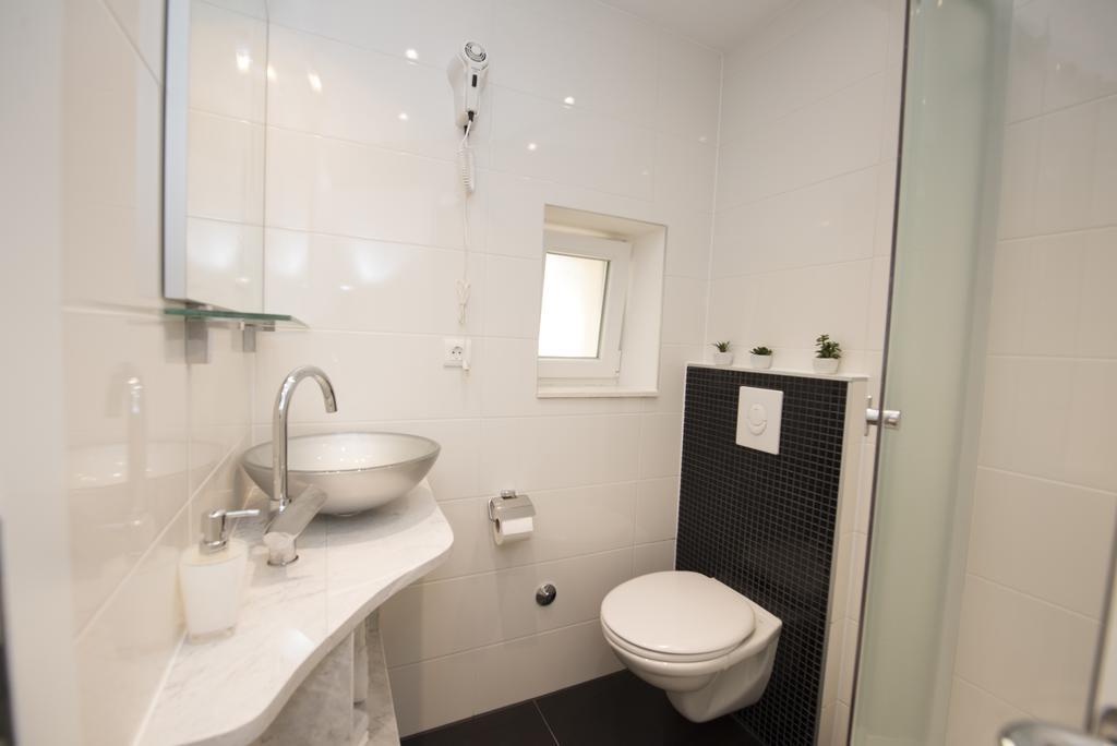 Apartments Annya Σπλιτ Δωμάτιο φωτογραφία